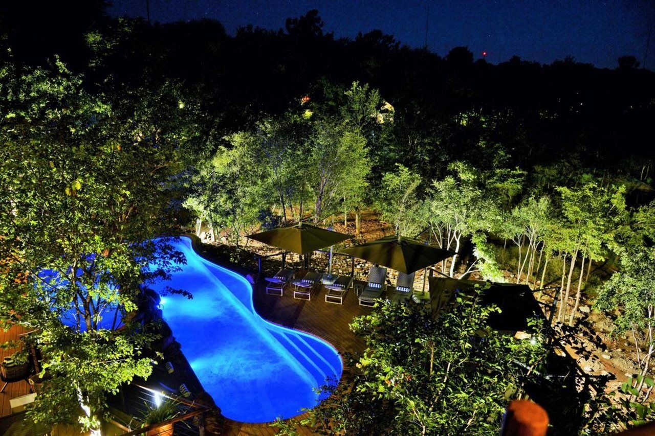 Hotel Safari 4*